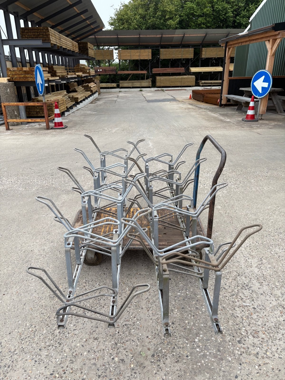 Fietsenstandaard (fietsenrek), Ophalen, Gebruikt, ., .