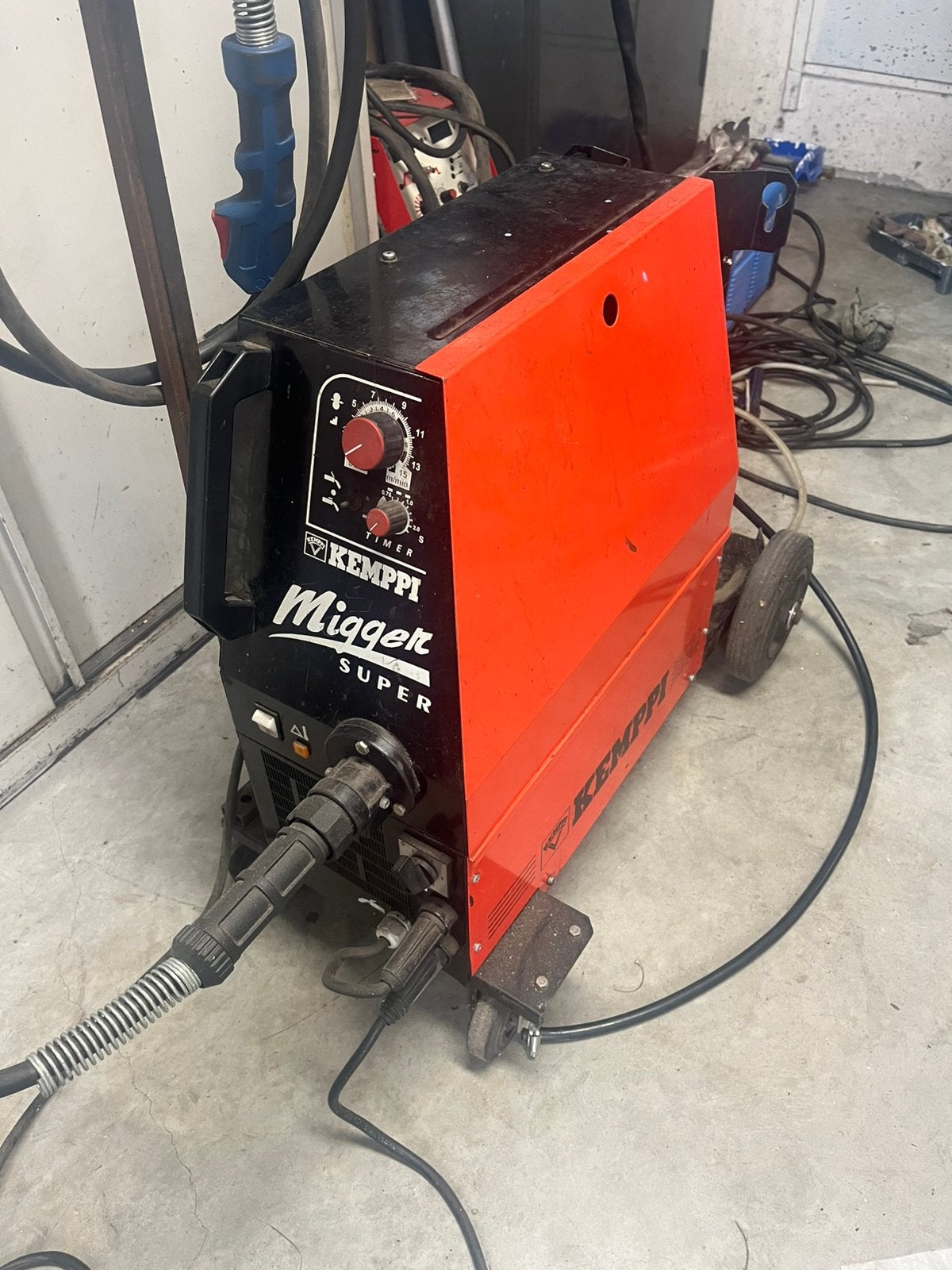 Kemppi super migger 220v mig lasapparaat, Doe-het-zelf en Verbouw, Gereedschap | Lasapparaten, Ophalen, Zo goed als nieuw, 150 tot 250 ampère