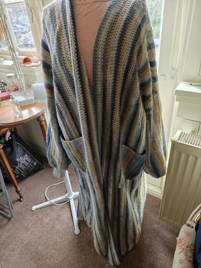 Lang gehaakt vest jas maat 46 is oversized, Ophalen of Verzenden, Maat 46/48 (XL) of groter