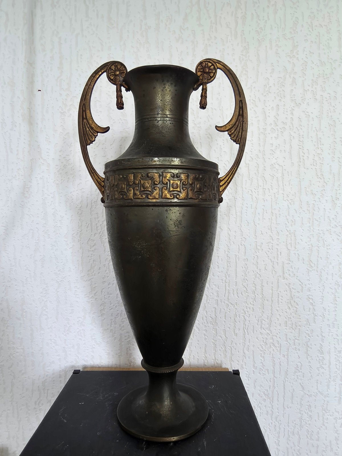Antieke bronzen vaas met handvatten - 34cm hoog, Ophalen of Verzenden