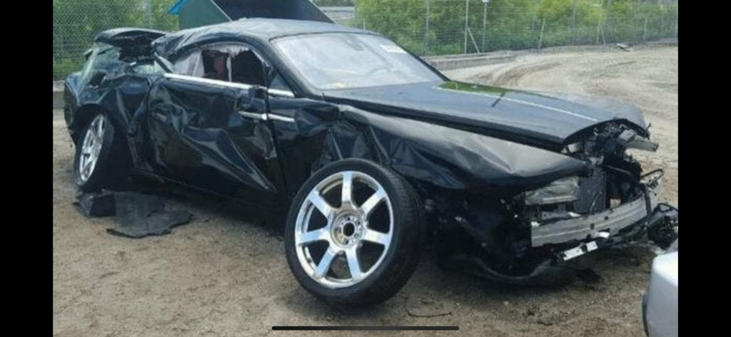 Gezocht !! Rolls royce wraith schade met schuifdak, Ophalen of Verzenden