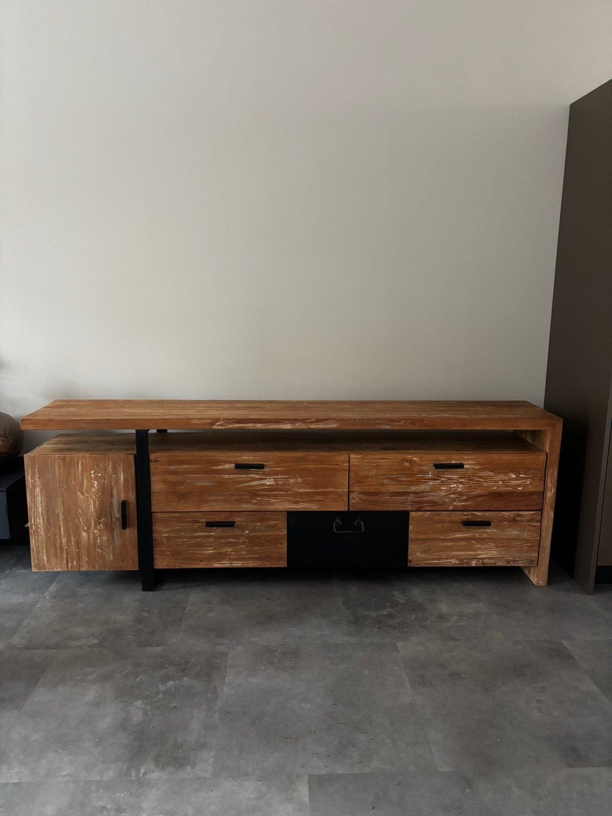 D-bodhi dressoir /tv meubel, Huis en Inrichting, Kasten | Dressoirs, Ophalen, Gebruikt, Teakhout, 200 cm of meer