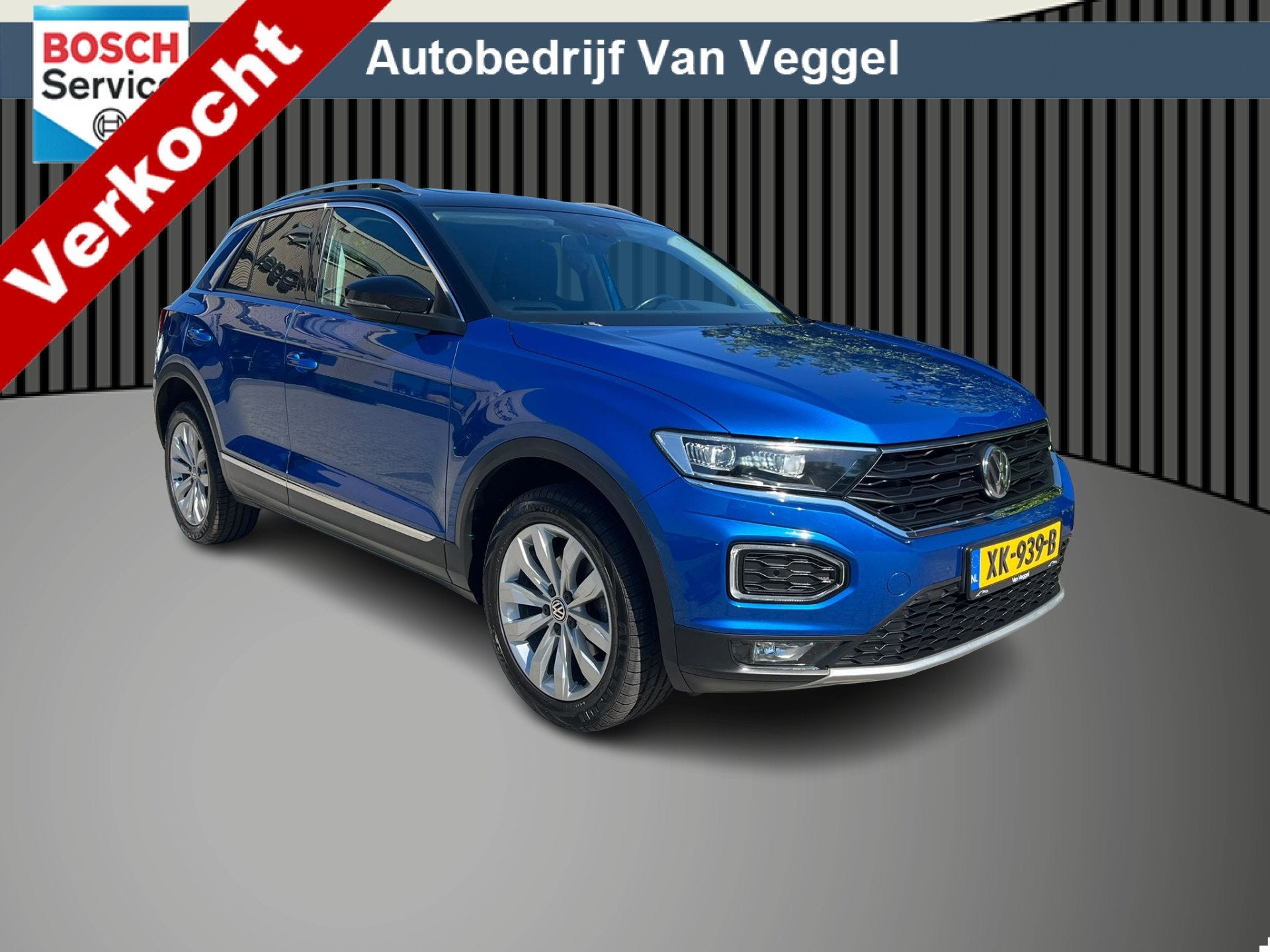 Volkswagen T-Roc 1.5 TSI Sport pano, virtual cockpit, cruise, 4 cilinders, 150 pk, Blauw, Leder en Stof