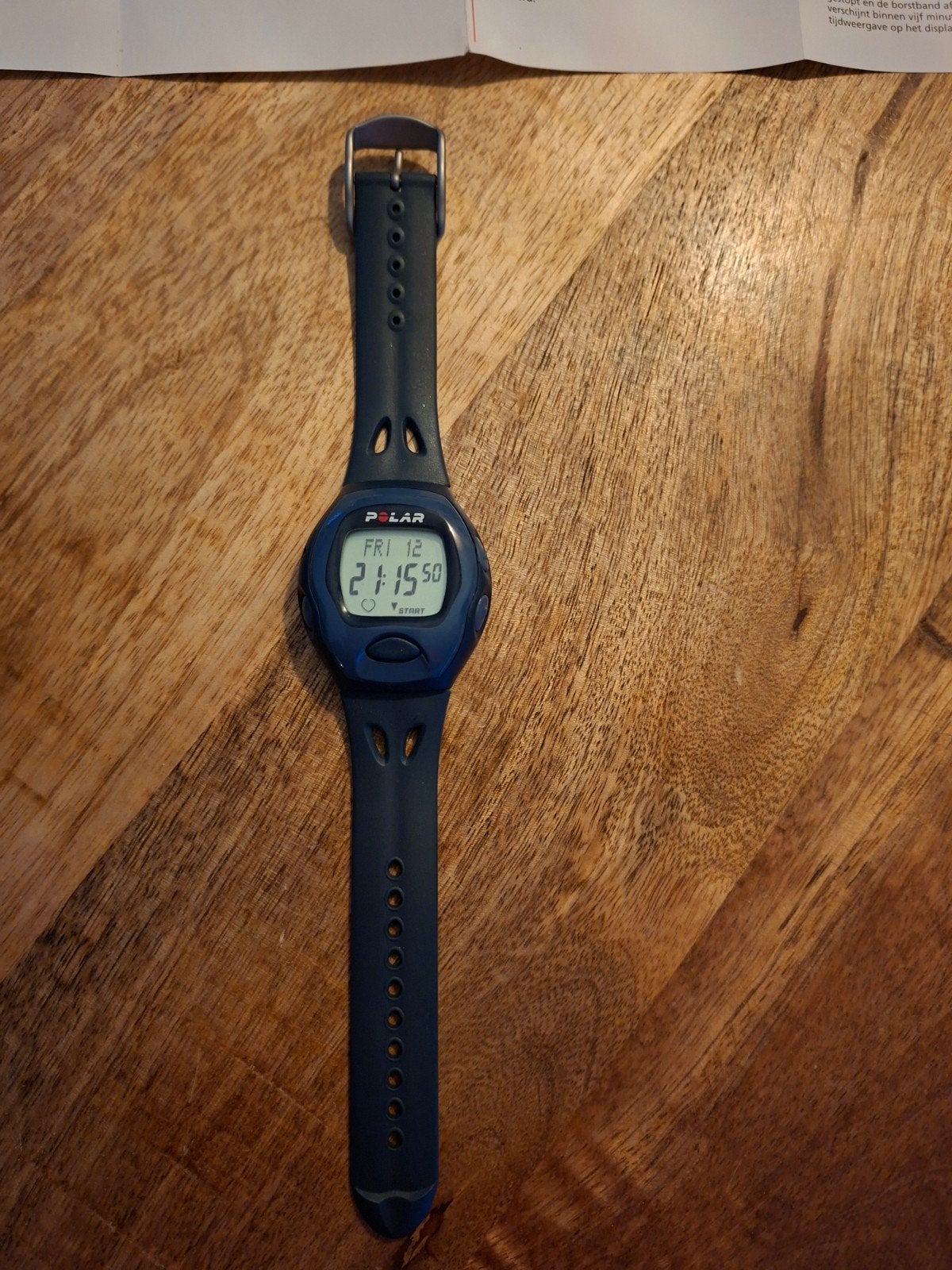 POLAR smartwatch, Sieraden, Tassen en Uiterlijk, Smartwatches, Ophalen of Verzenden, Zo goed als nieuw, Zwart, Polar
