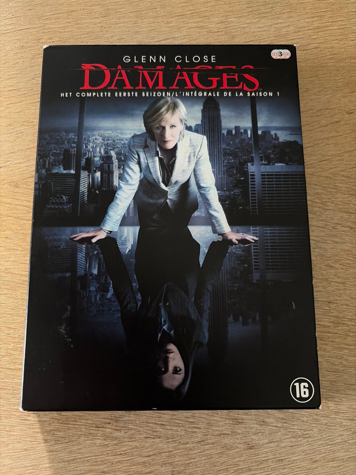 Damages - Het complete eerste seizoen (DVD), Cd's en Dvd's, Vanaf 16 jaar, Seizoen 1, Nederlands, Gebruikt