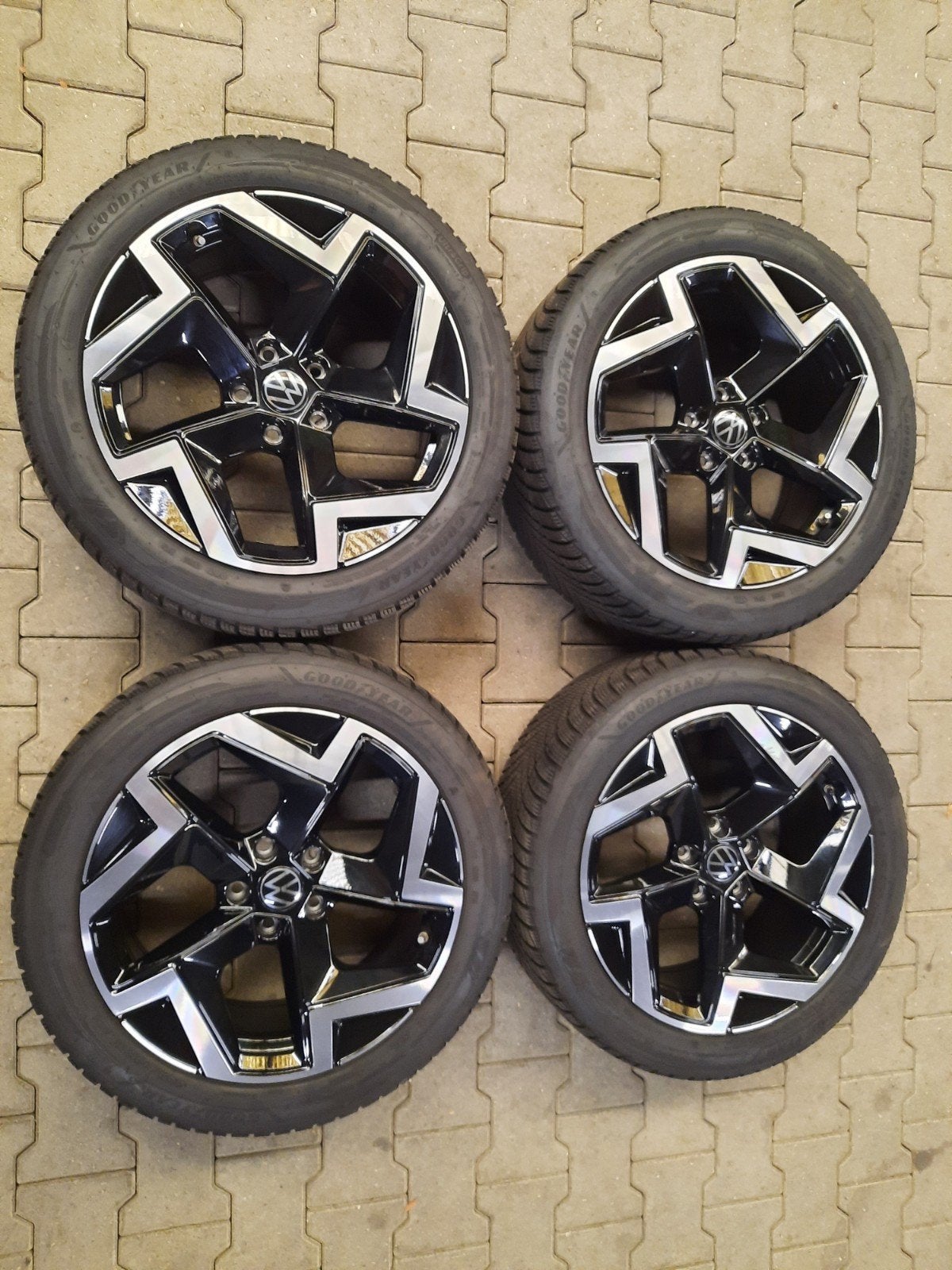 18 inch velgen 5×112 OEM VW PASSAT B8 B9 ARTEON SKODA SUPERB, 18 inch, Gebruikt, Banden en Velgen, 235 mm