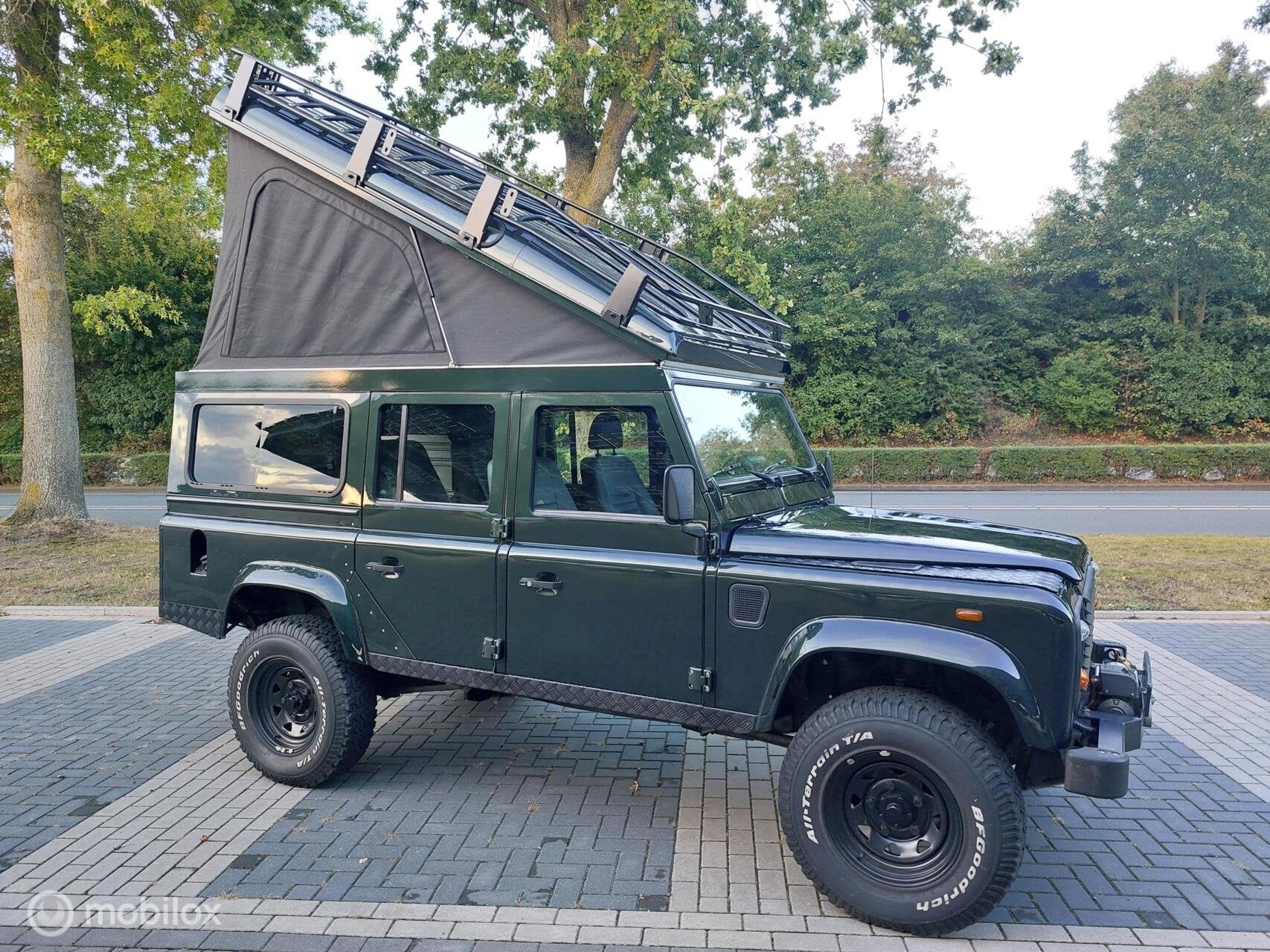 Land Rover Defender Td5 Camperkenteken! 4pers Ruil mogelijk, Auto's, Gebruikt, Overige carrosserieën, 4 stoelen, 122 pk