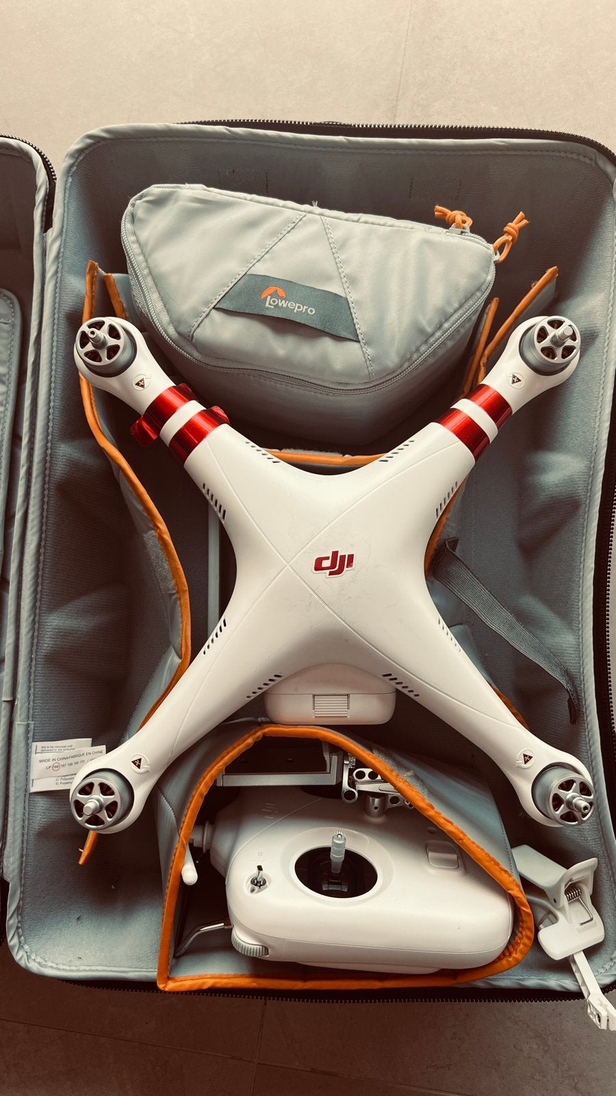 DJI Phantom 3 Professional waterschade met Lowepro rugzak, Ophalen, Gebruikt, Cameradrone, 15 tot 30 minuten