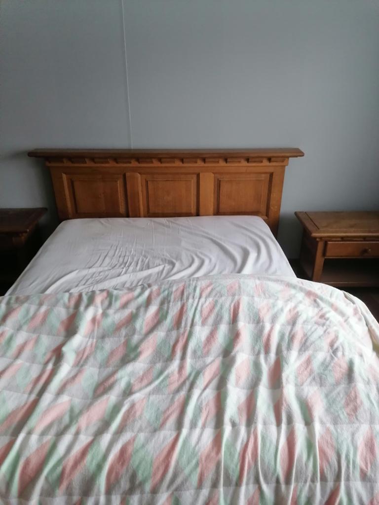 Complete Massief Eiken Slaapkamer Kledingkast Ladekast, Ophalen, Gebruikt, Tweepersoons