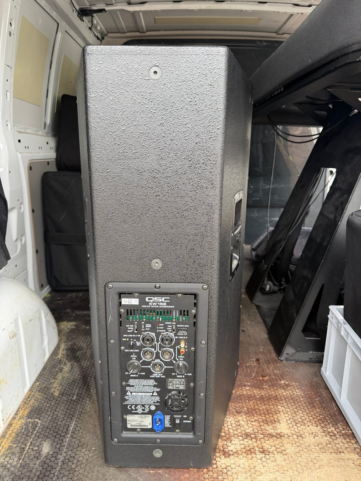 Foto 5 van QSC KW152 actieve luidspreker 1000W 2 stuks