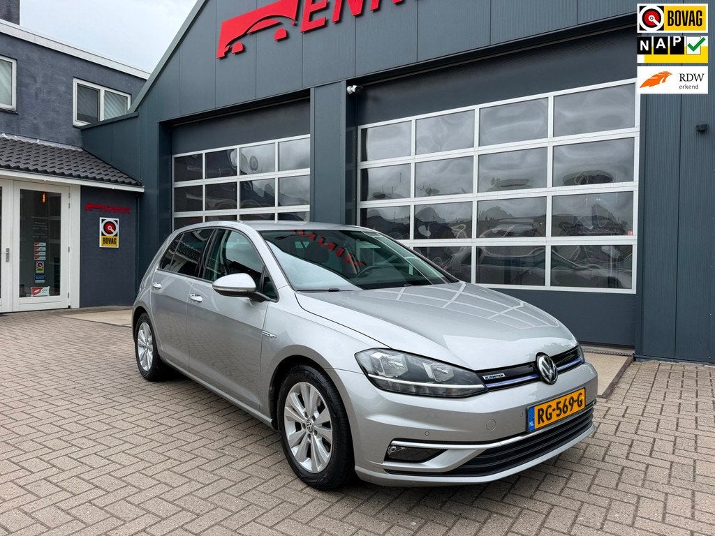 Volkswagen Golf 1.5 TSI Comfortline / ACC / Carplay / Park P, Stof, Euro 6, 4 cilinders, Origineel Nederlands