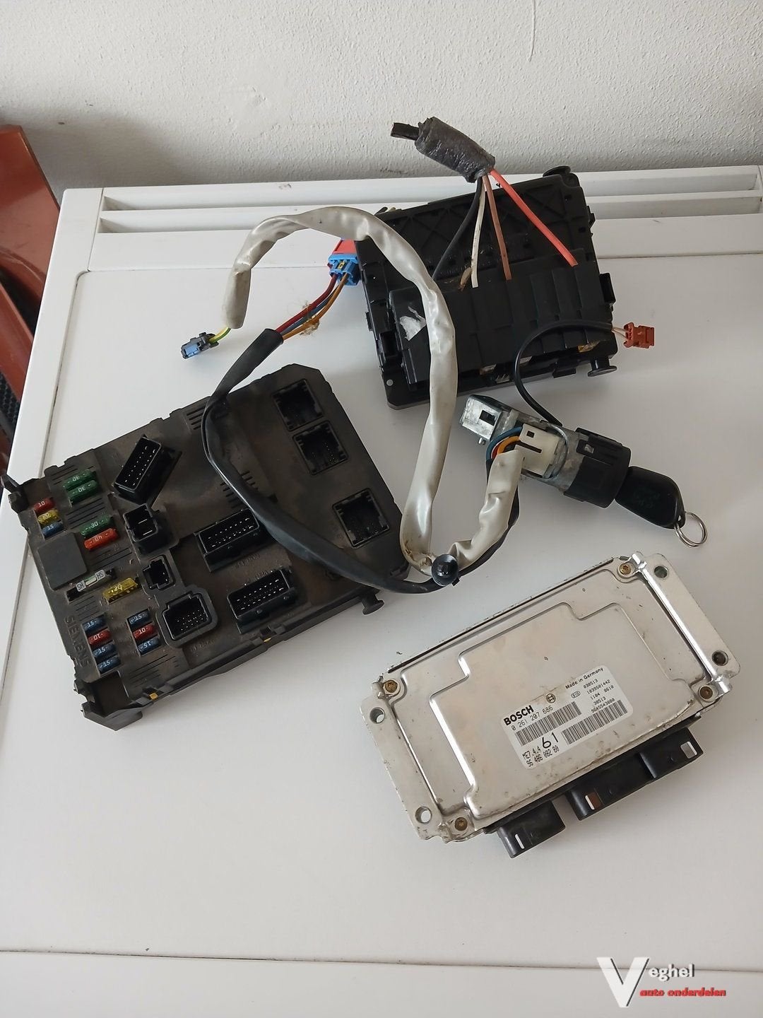 Peugeot Partner Bestel 1.6/16v ECU set met contactslot en 1