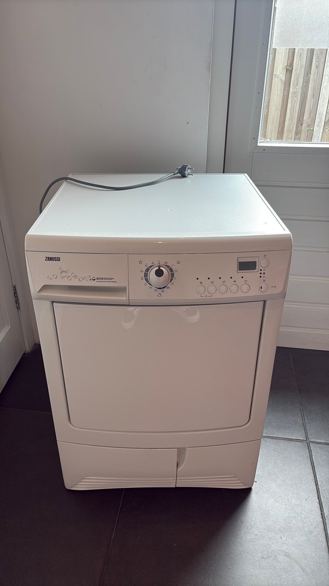Wasdroger, Ophalen, 6 tot 8 kg, Gebruikt, 85 tot 90 cm