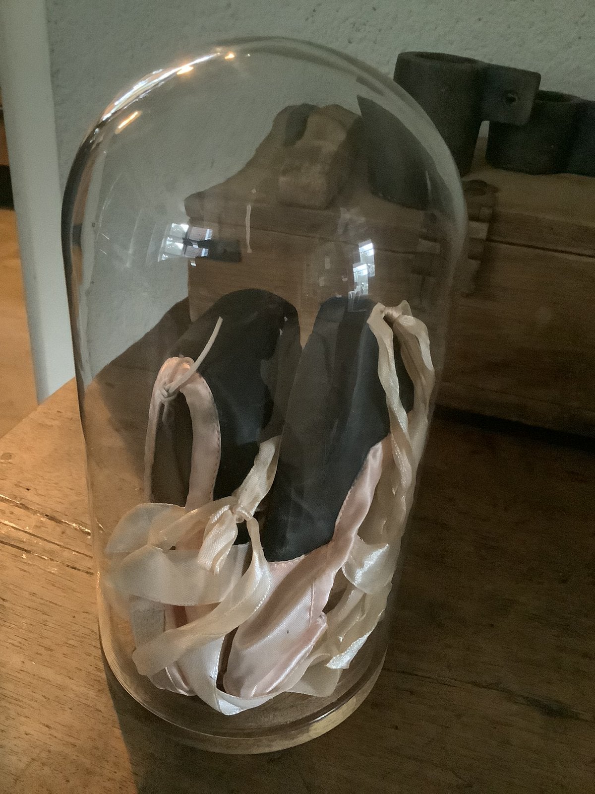 Stolp glas vintage hoog massief oud houten plateau, Ophalen