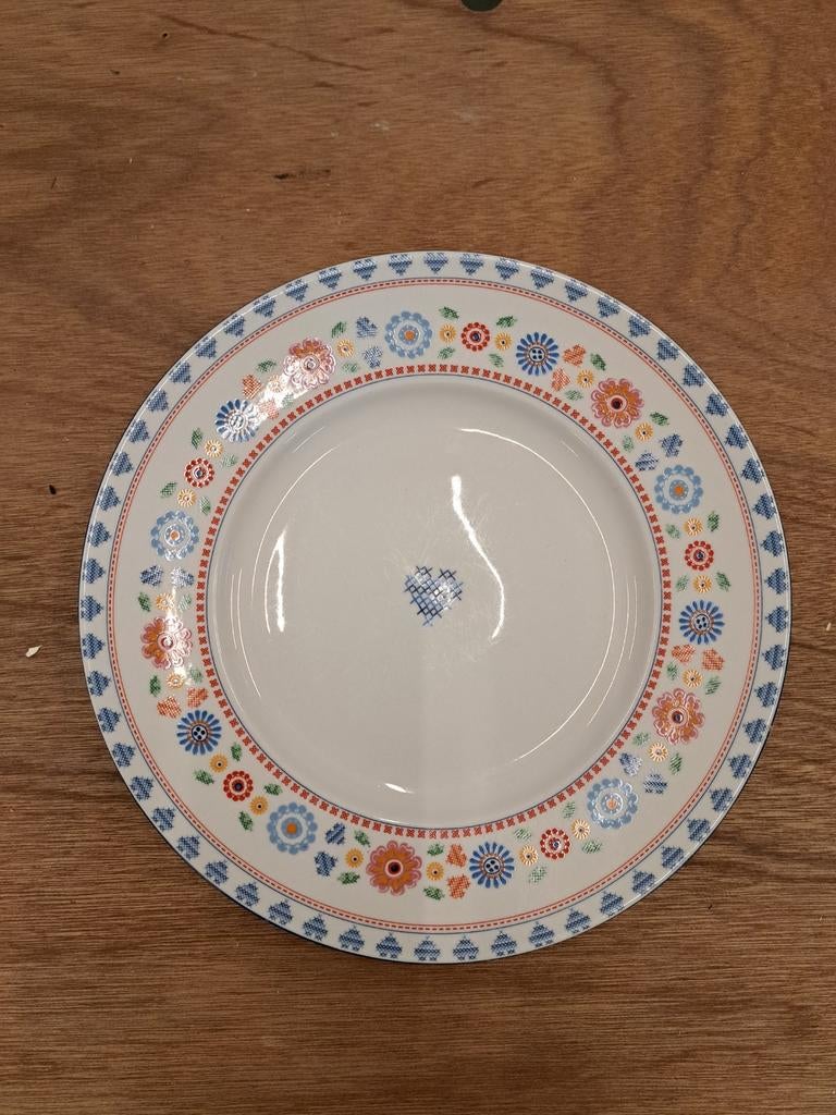 4 dinerborden merk kakelbont, Huis en Inrichting, Keuken | Servies, Ophalen, Zo goed als nieuw, Bord(en), Overige stijlen