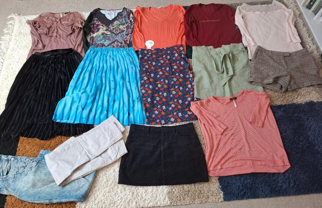 Kledingpakket voor dames, maat S (36), Kleding | Dames, Dames-kledingpakketten, Gedragen, Maat 36 (S), Ophalen of Verzenden