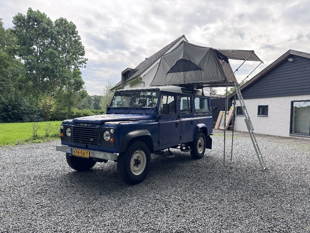 Land Rover 110 1986 Belastingvrij 9 persoons met daktent, Stof, 4 cilinders, 2495 cc, Blauw
