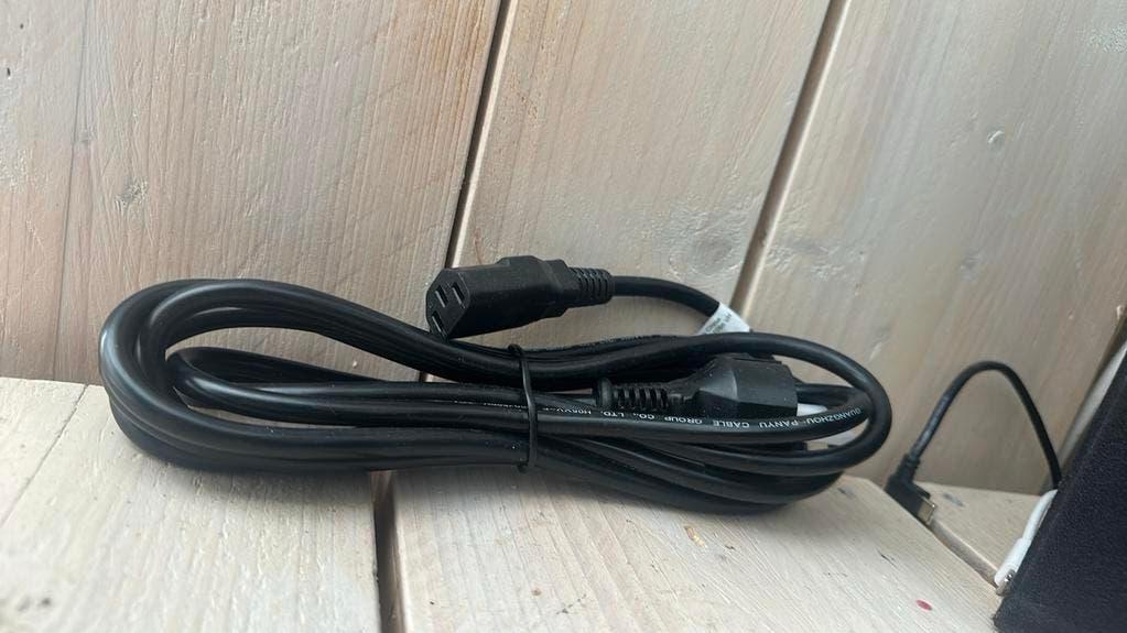 Stroomkabel desktop, Ophalen of Verzenden, Zo goed als nieuw, Kabel of Snoer