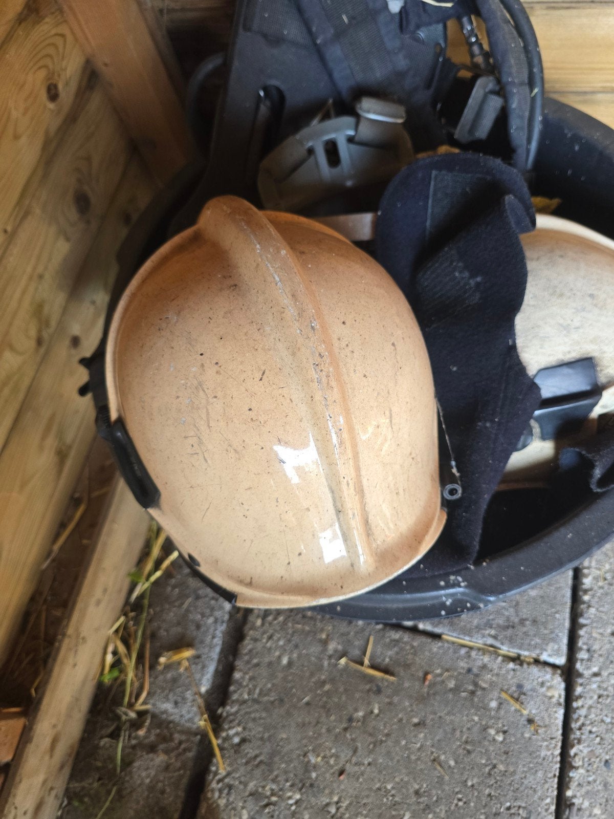 Brandweeruitrusting: ademluchttoestel en helmen, Doe-het-zelf en Verbouw, Adembescherming, Ophalen of Verzenden, Gebruikt, Accessoires