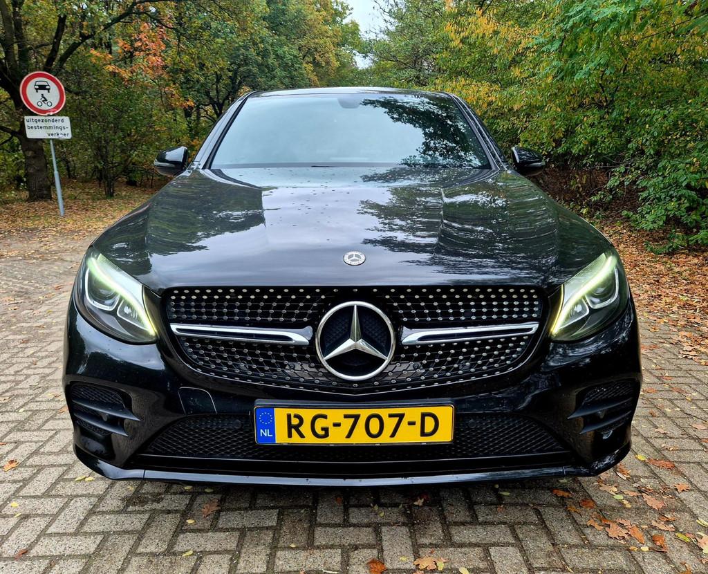 Mercedes-Benz GLC-klasse Coupé 250 4MATIC Edition 1 AMG . L, Gebruikt, 4 cilinders, Zwart, Bedrijf