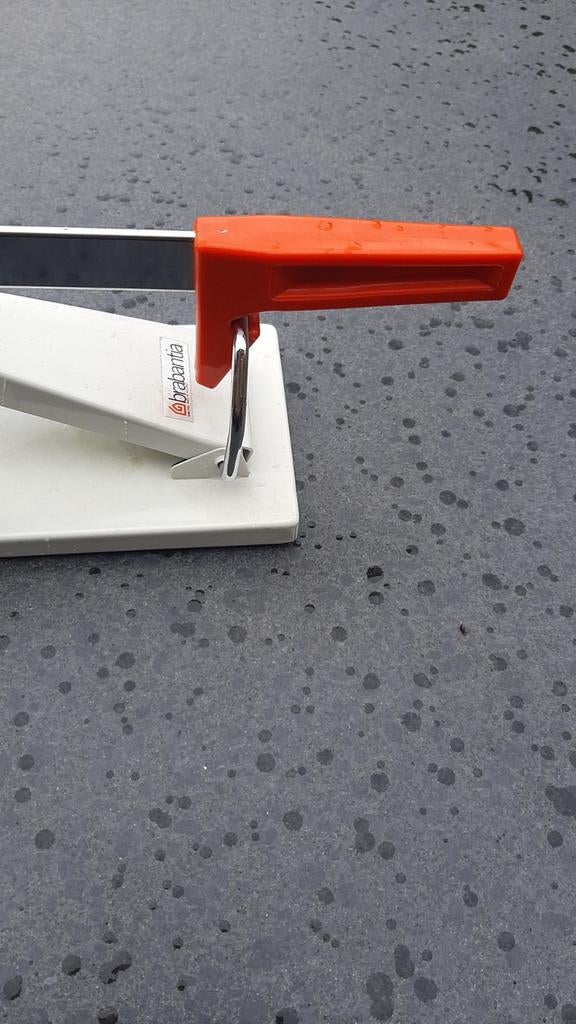 Vintage brabantia frietsnijder uit de jaren zeventig, Ophalen