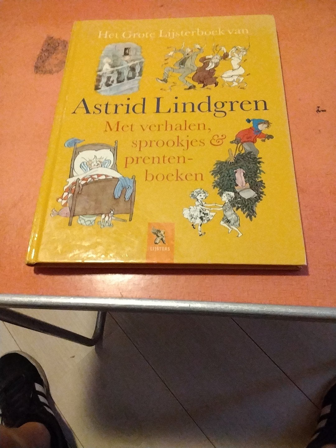 Het Grote Lijsterboek van Astrid Lindgren - Verhalen € 5, Boeken, Ophalen of Verzenden, Gelezen, Astrid Lindgren