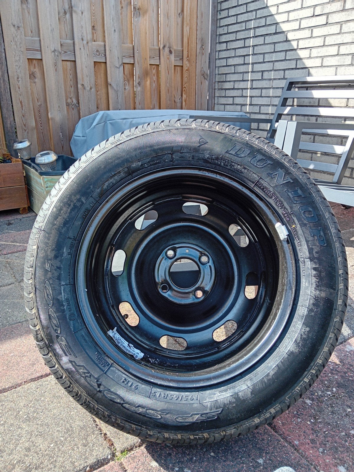 Dunlop zomerband op stalen velg 195/65R15, Auto-onderdelen, Ophalen, Gebruikt, 15 inch, Banden en Velgen