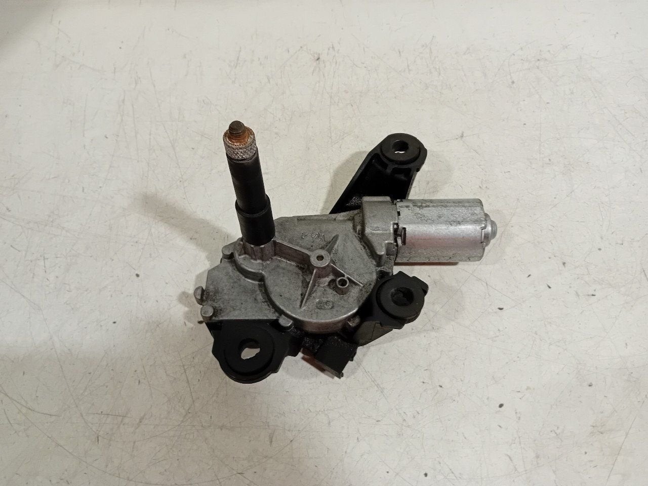 Ruitenwissermotor achter Renault Mégane, Onderdelen@venauto.nl, Van der Ven Autorecycling B.V., Gebruikt, Ettenseweg 76, 4706 PB Roosendaal, The Netherlands
