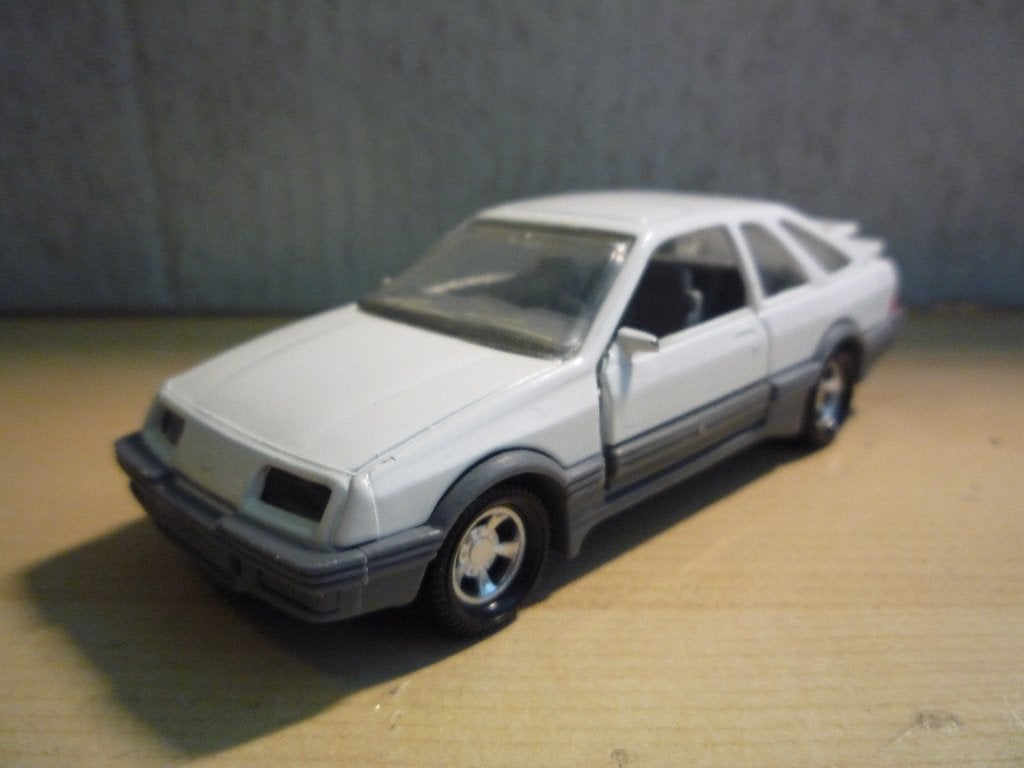 Ford Sierra XR4i wit 1982 Matchbox K-100 schaal 1:36, Ophalen of Verzenden, Zo goed als nieuw, Auto