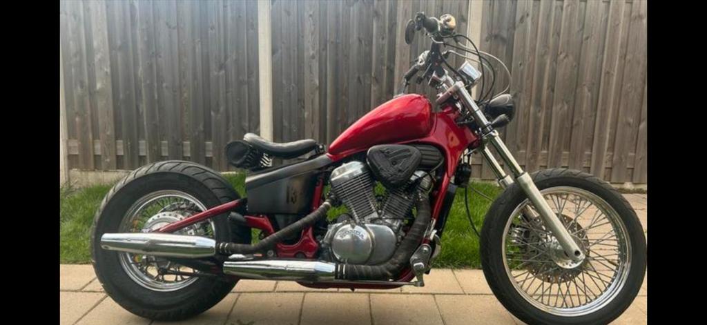 Unieke Custom Bobber - Honda Shadow VT600, Motoren, Motoren | Honda, Chopper, Gebruikt, Particulier, Handgeschakeld