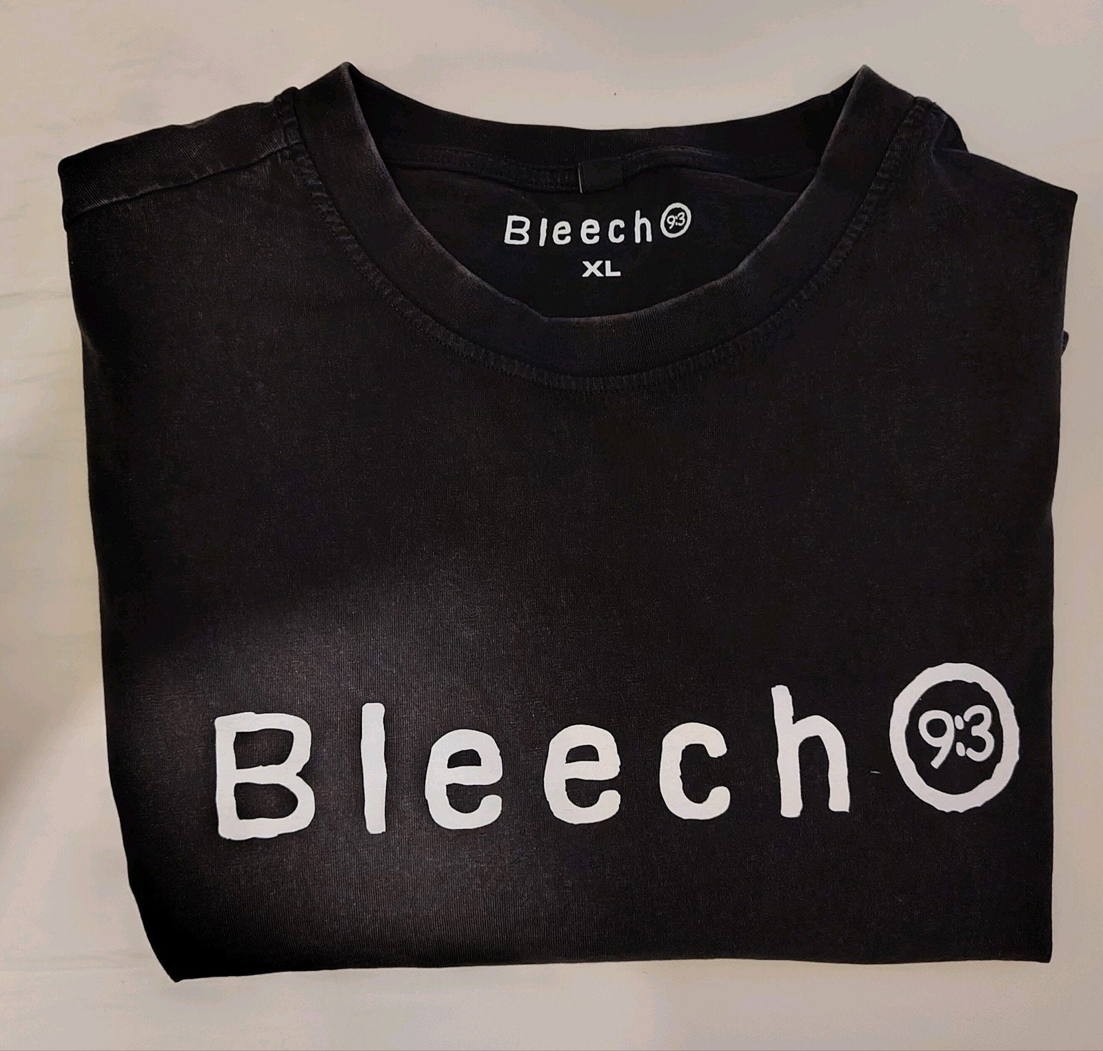Bleech 9:3 band T-shirt XL - Nooit gedragen!, Ophalen of Verzenden, Nieuw, Maat 56/58 (XL), Zwart