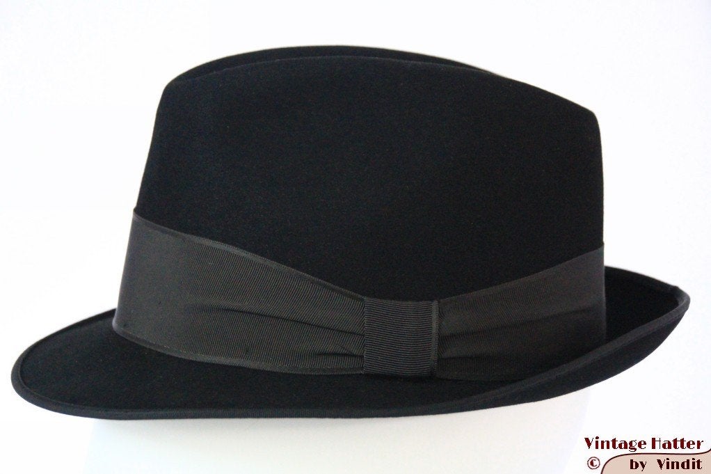 mooie Vintage Gleufhoed Bossi zwart geborsteld vilt 56, Kleding | Heren, Trouwkleding en Trouwaccessoires, Zwart, Bossi, Ophalen of Verzenden