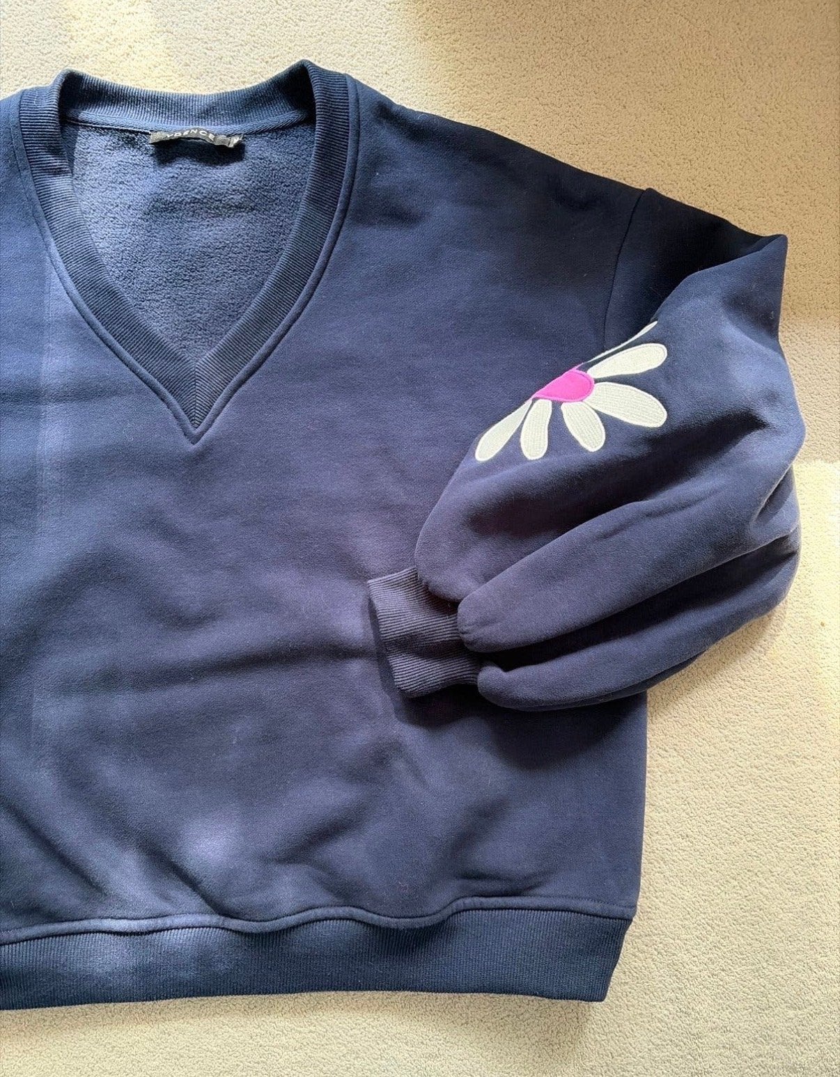 YDENCE Donkerblauwe Trui met Bloemenprint - Maat M, Verzenden, Zo goed als nieuw, Maat 38/40 (M), Blauw