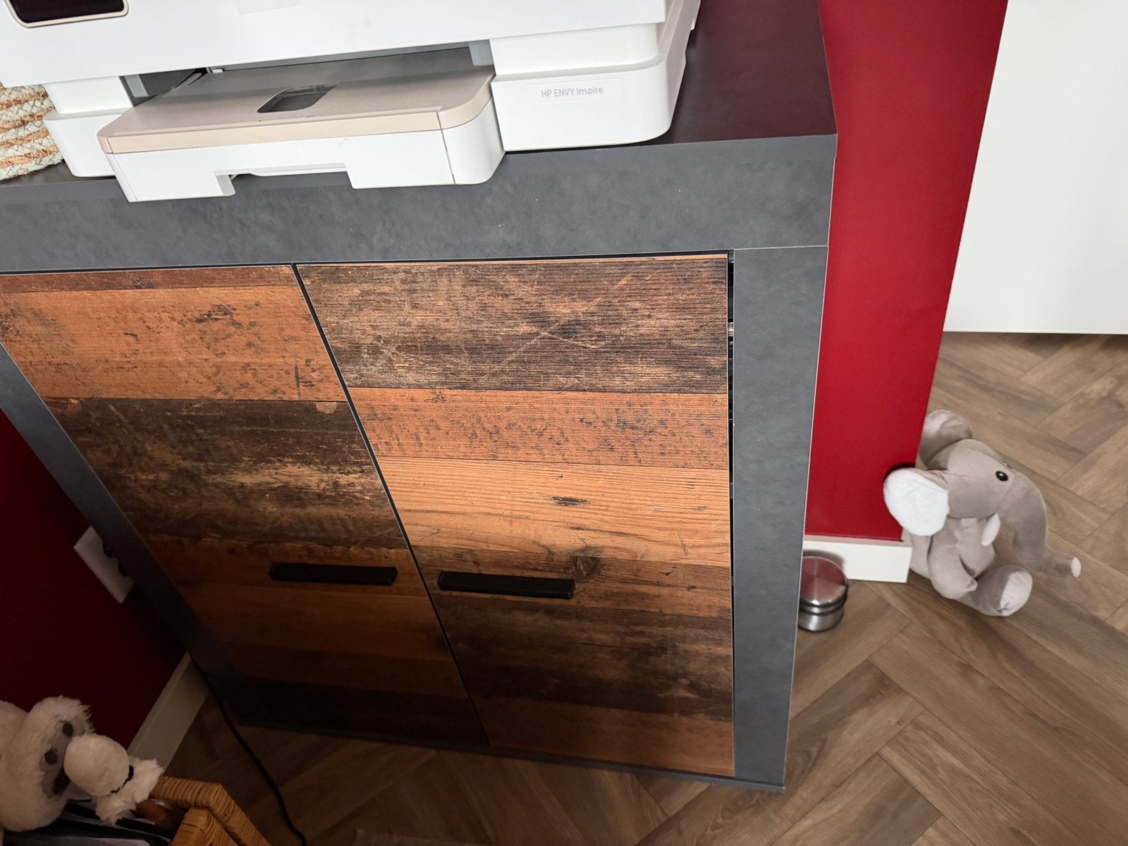 Leuke kast bruin met betongrijs, zo goed als nieuw, Ophalen, Zo goed als nieuw