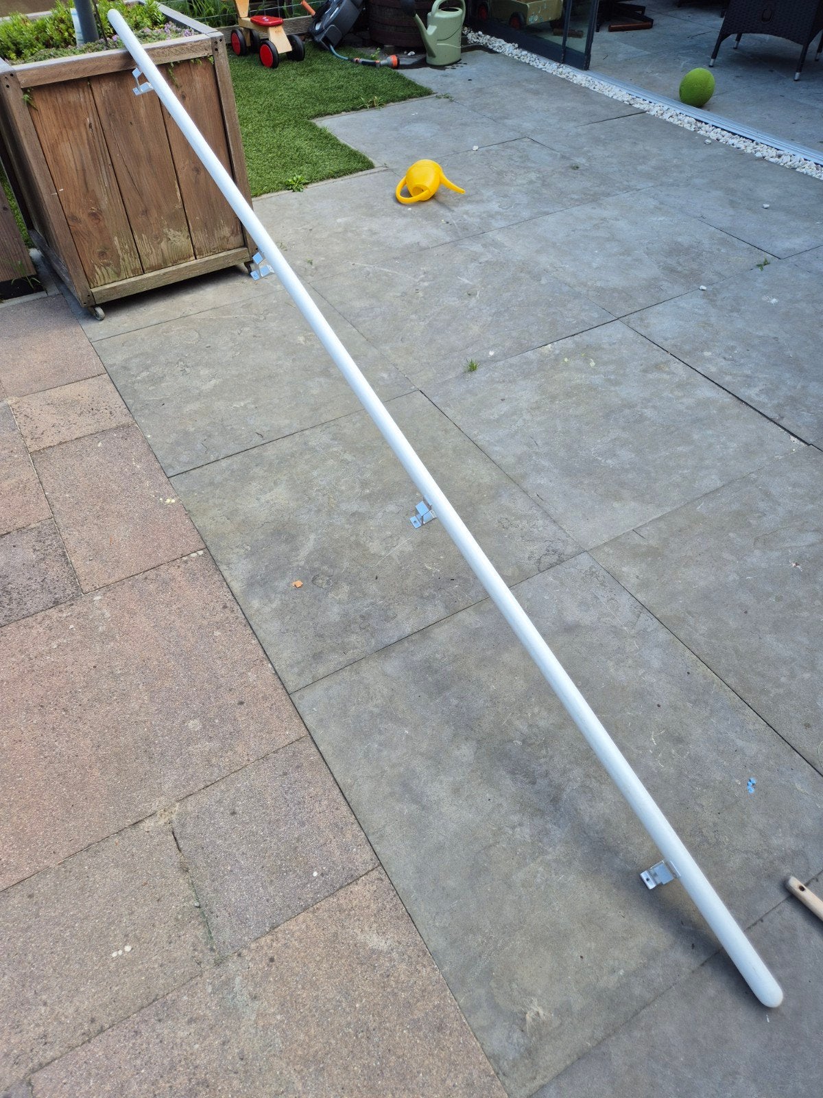 Trapleuning wit, stevig en modern, Doe-het-zelf en Verbouw, Ladders en Trappen, Ophalen of Verzenden, Gebruikt, Trap, 2 tot 4 meter