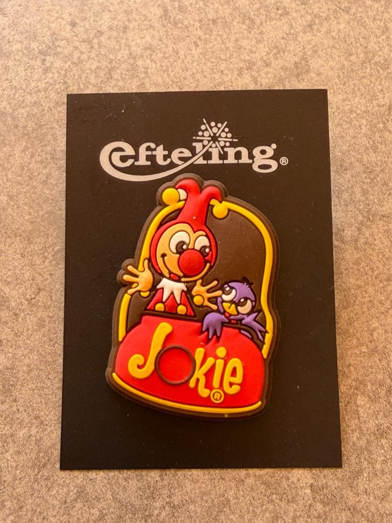 Efteling pin Jokie en yet, Verzamelen, Ophalen of Verzenden, Zo goed als nieuw, Button of Speldje