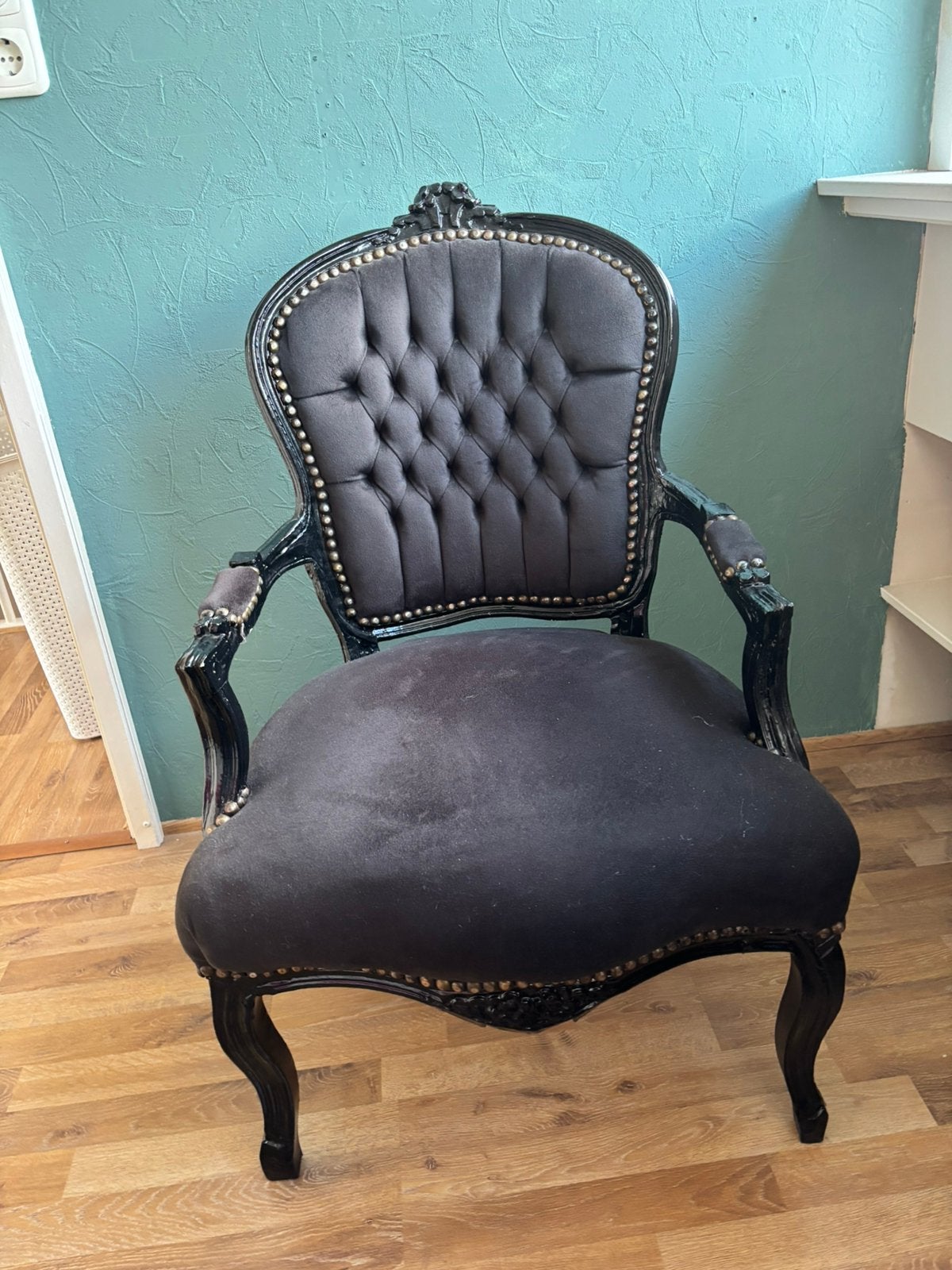 Barok fauteuil met siernagels, Huis en Inrichting, Ophalen, Zwart, Eén