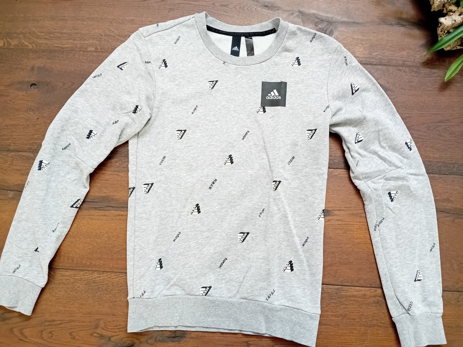 Mooie Adidas trui XS - grijs, Ophalen of Verzenden, Jongen of Meisje