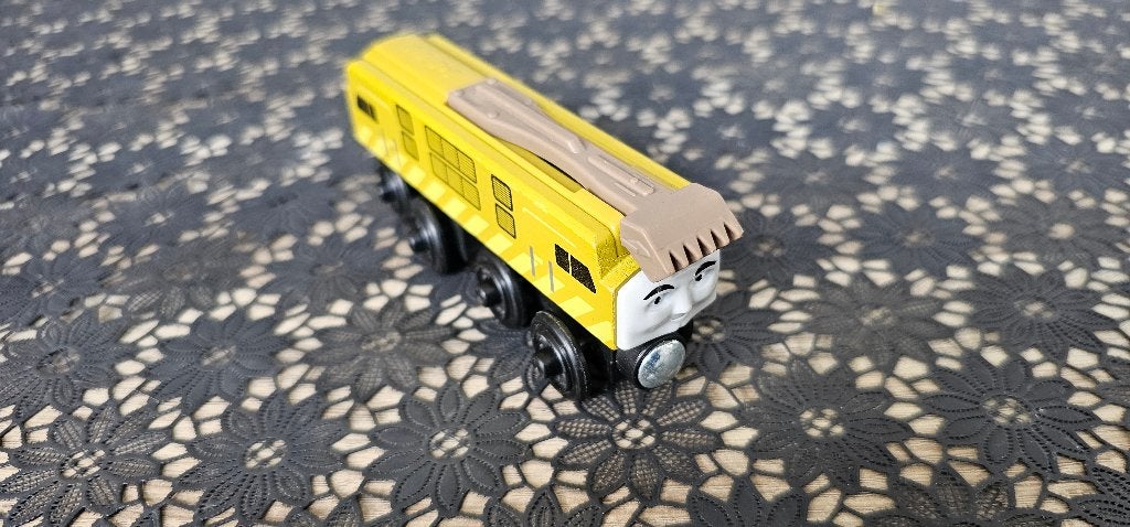 Thomas de trein Hout Diesel 10, Ophalen of Verzenden, Zo goed als nieuw