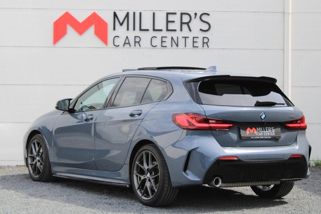 BMW 1-serie 118i M-Sport M-seats Maxton Design NL-Auto BTW, Auto's, Gebruikt, Overige kleuren, Met garantie (alle), Bedrijf