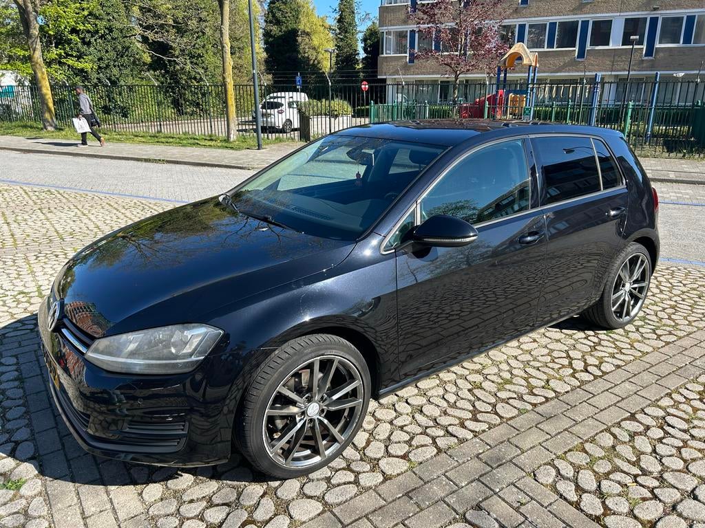 Volkswagen Golf 1.4 TSI 90KW 5D 2014 Zwart, Auto's, Voorwielaandrijving, 4 cilinders, 620 kg, 1395 cc