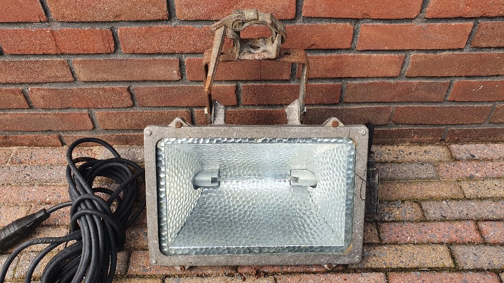 Zware grote 1000 watt bouwlamp - armatuur, Ophalen of Verzenden, Gebruikt, 500 watt of meer, Lamp