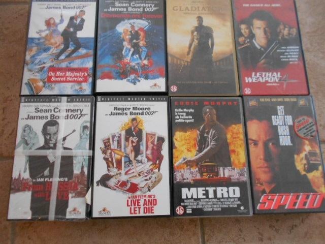 8 avonturen-films op VHS cassette, Alle leeftijden, Ophalen of Verzenden, Gebruikt