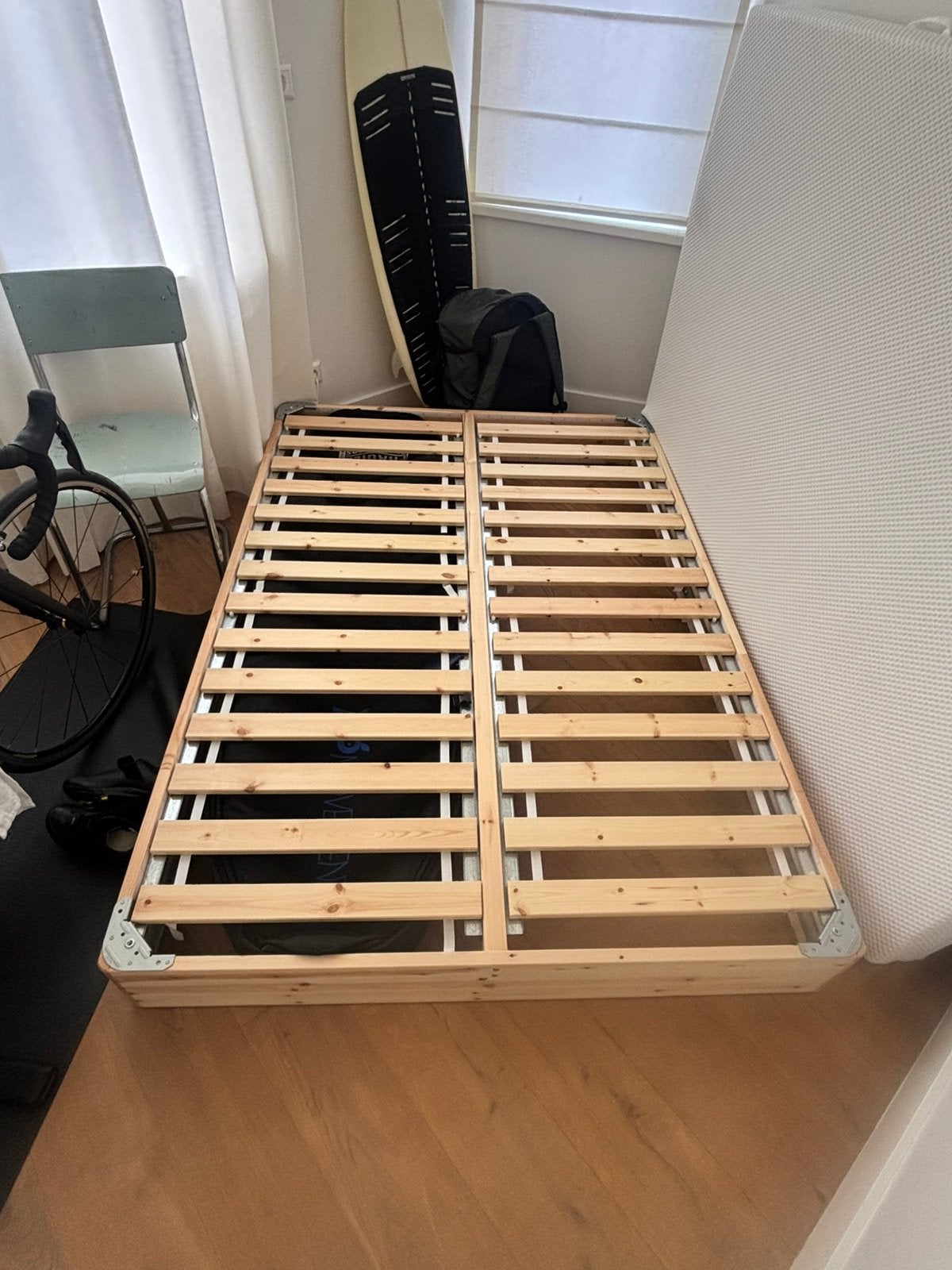 Ikea ESPEVÄR / LYNGÖR Matrasbodem tweepersoons bed!, Ophalen of Verzenden, Zo goed als nieuw, Tweepersoons, 140 cm