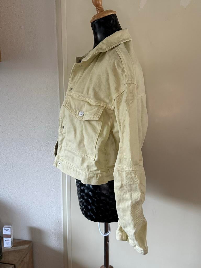 Bershka spijkerjasje maat S, Kleding | Dames, Ophalen of Verzenden, Gedragen, Maat 36 (S), Geel
