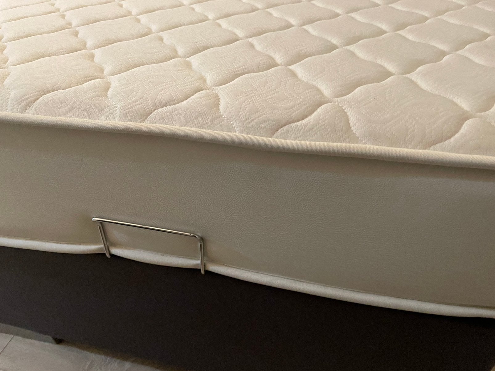 Matras 180X200, Ophalen of Verzenden, Zo goed als nieuw, Tweepersoons, 180 cm