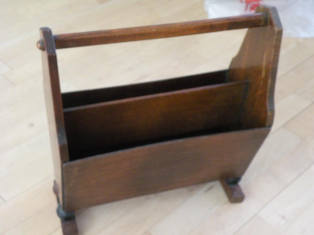 Tijdschriftenrek, lectuurbak, antiek., Huis en Inrichting, Woonaccessoires | Krantenbakken en Lectuurbakken, Ophalen of Verzenden