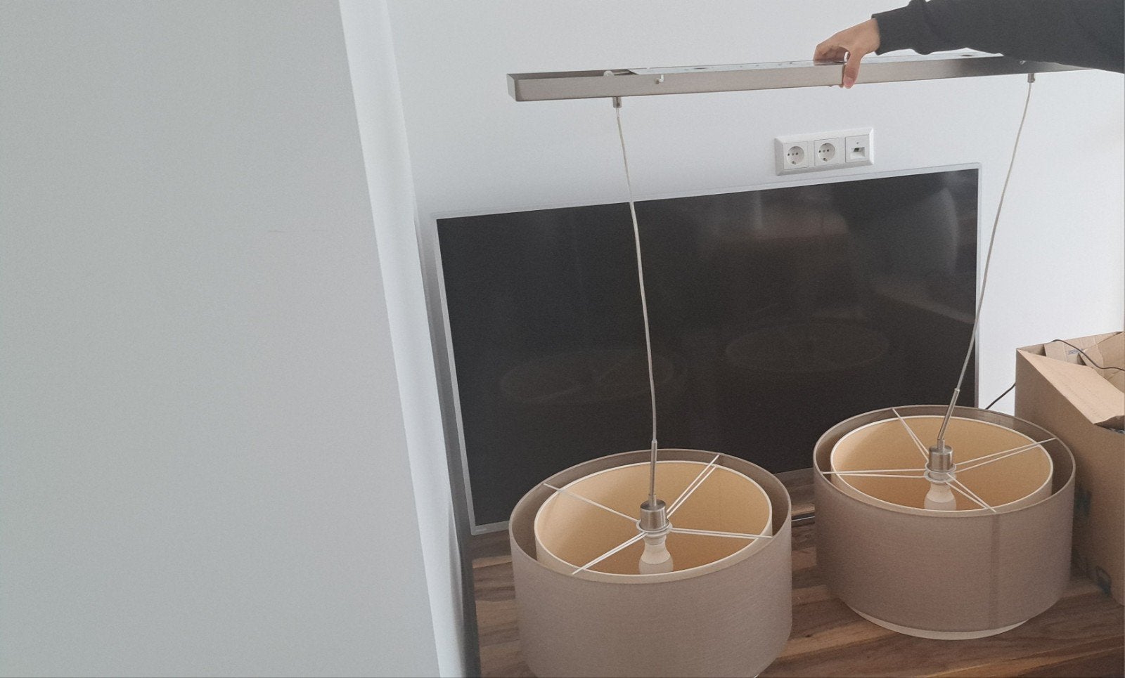 stoffen hanglamp taupe en ecru, Ophalen