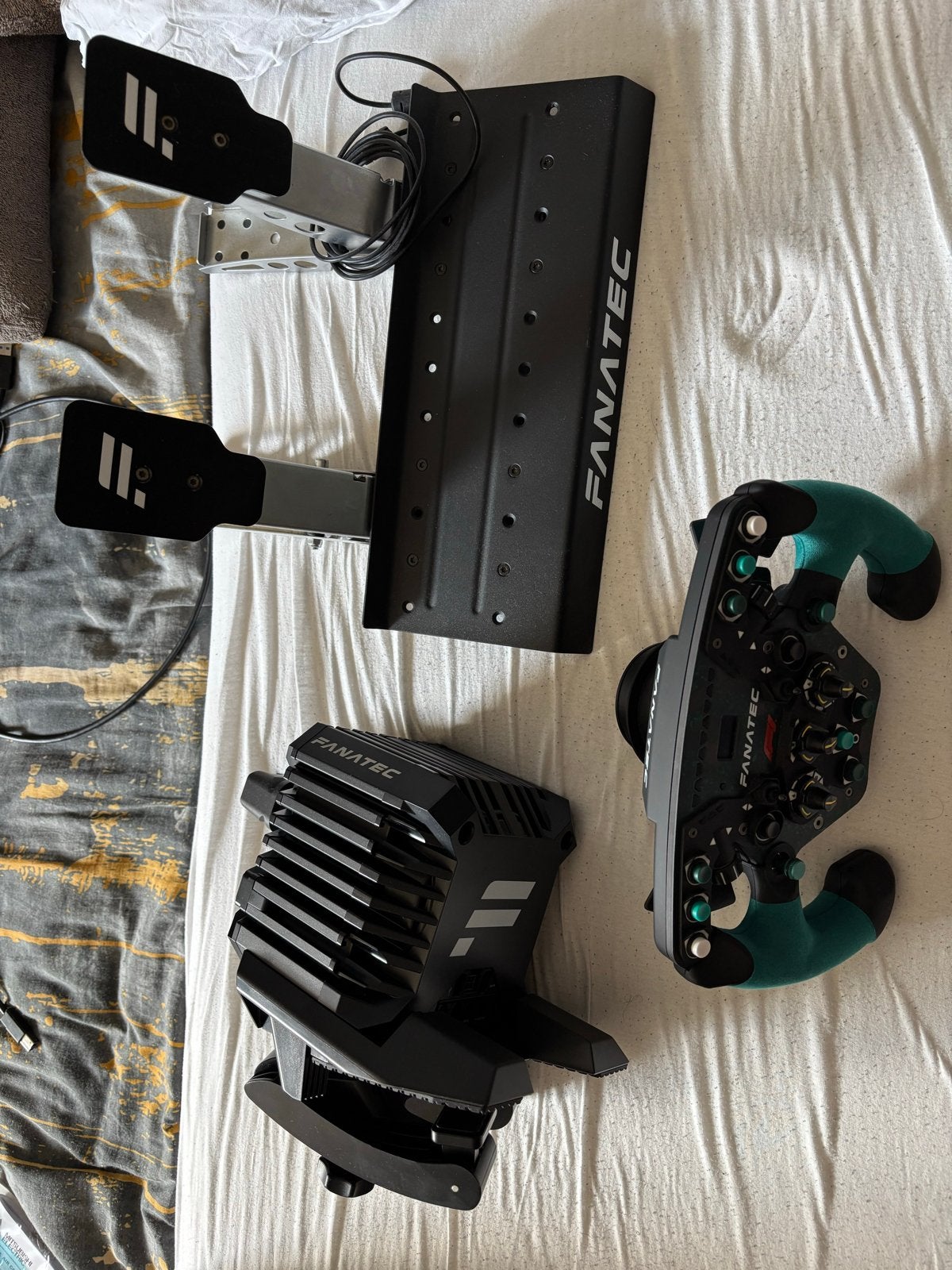 Fanatec CSL DD, CSL Elite Pedalen en F1 Esports Stuur, Ophalen, Overige merken, Zo goed als nieuw