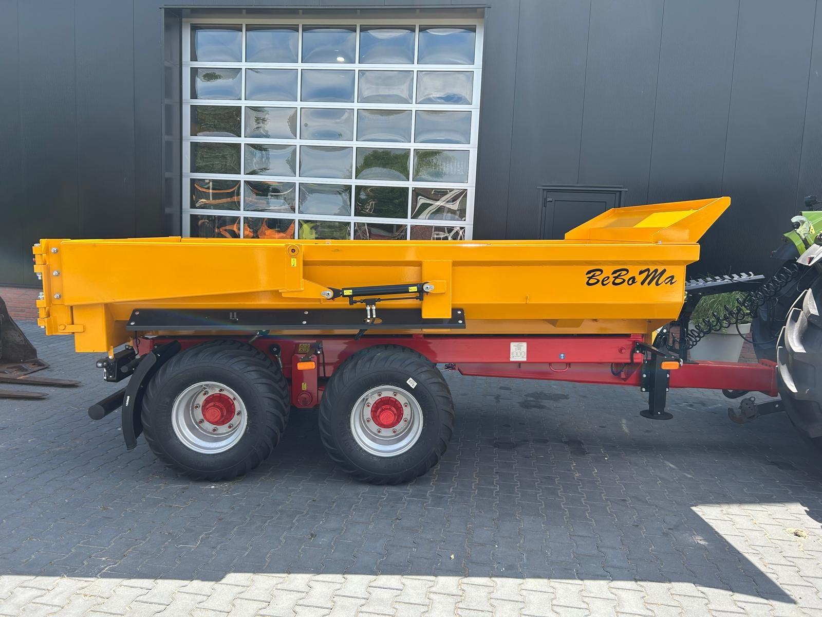 Beboma 10 tons kieper met deurtjes, Zakelijke goederen, Machines en Bouw | Kranen en Graafmachines, Ophalen, Dumper